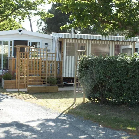 Izicamp Mobil-home A Les Bains *