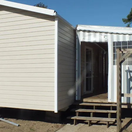Κάμπινγκ Izicamp Mobil-home A Les Bains *